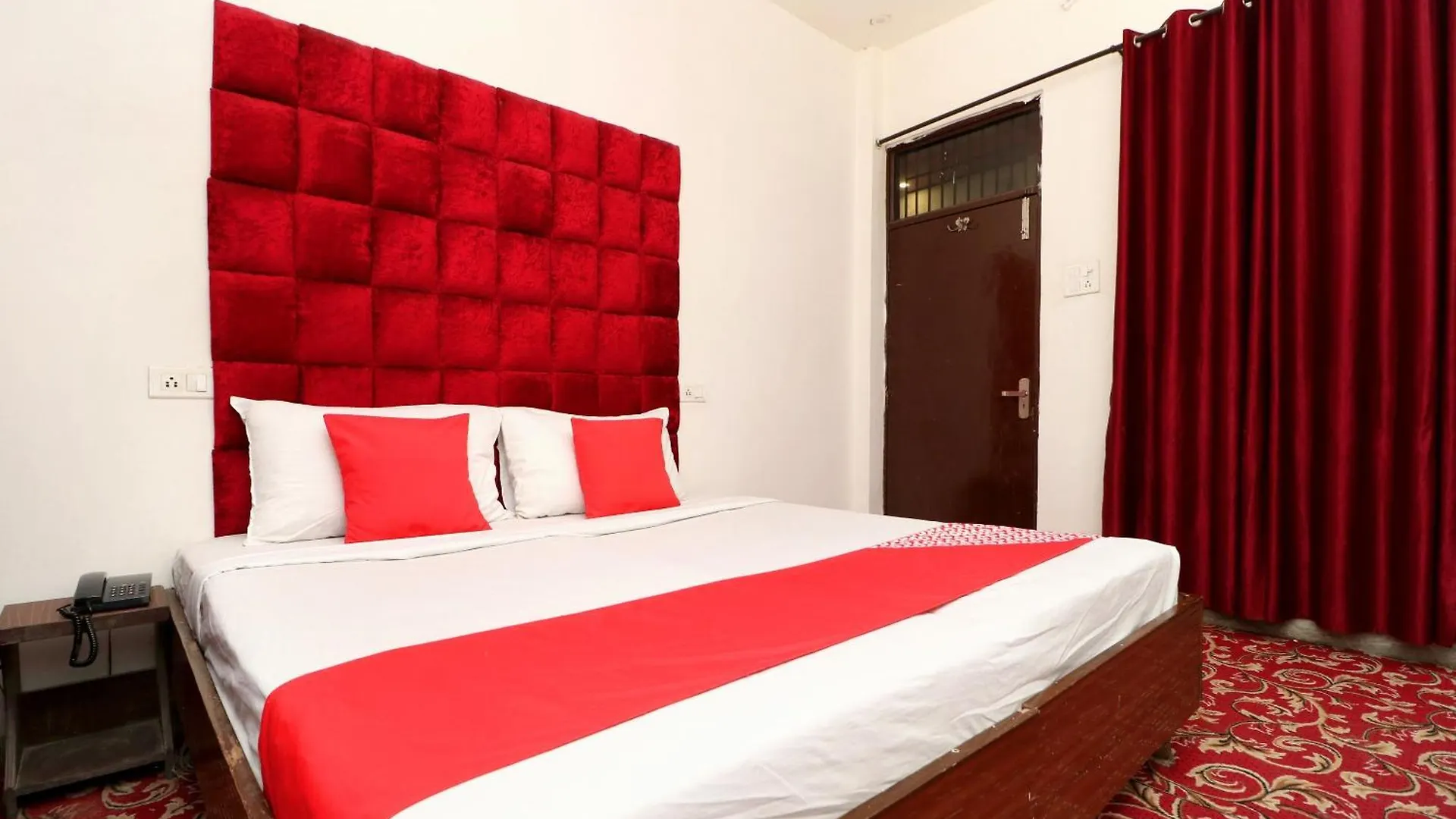 Hotel O Rr Villa Chandigarh India