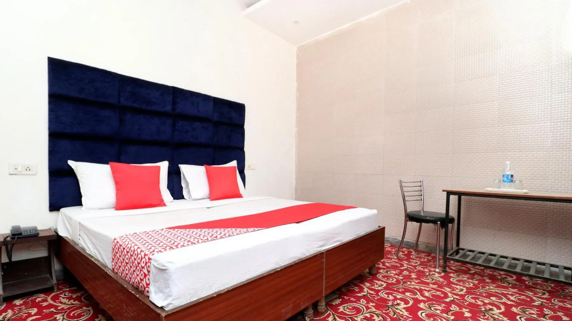 ***  Hotel O Rr Villa Chandigarh India